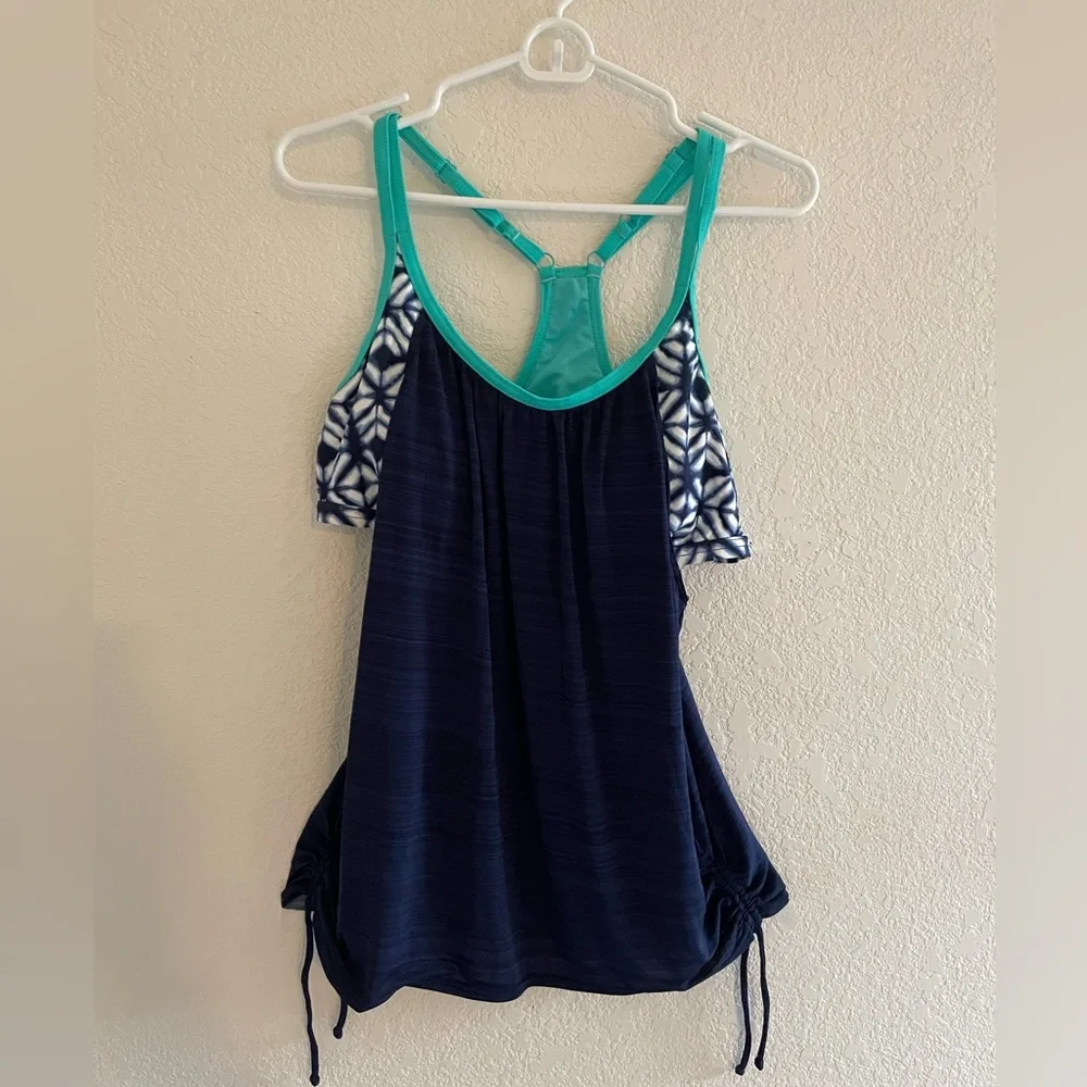 Zero Xposur Women’s Navy and Teal Swim Tankini Top size 14 - Picture 3 of 9